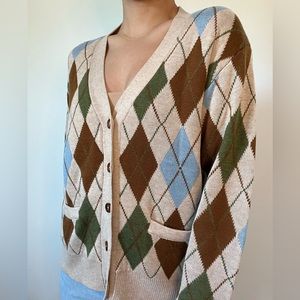 Simple retro sweater